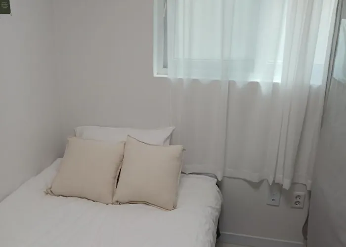Quiet And Cozy 성수, 잠실 10분,도심 속 고요한 힐링 아지트, Second Floor 나루하우스 Naru House * Seoel